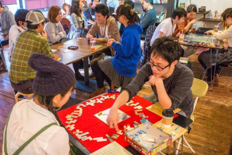 大人も子どもも世代を超えて一緒に遊べる、夢中になれる！ 福井県内でボードゲームが楽しめるお店