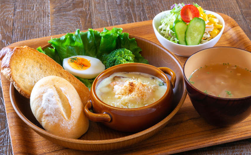 使うほどお得!「ランチパスポート福井Vol.12」は、ランチ、パン、TSUTAYAレンタル、お風呂などお得が盛りだくさん!
