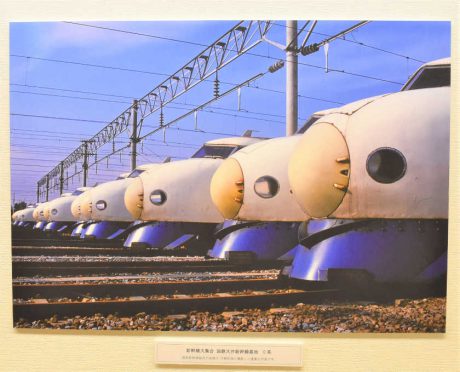 カリスマ鉄道写真家・南正時さん個展は本気で見ごたえアリ！ 故郷の越前市で12／26まで。