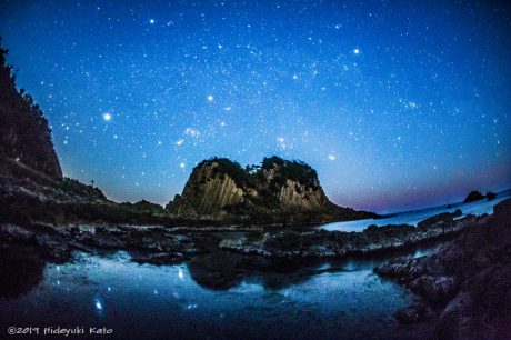 越前海岸の星空絶景！ 福井県福井市の鉾島で星を見てきました！【ふくい星空写真館】