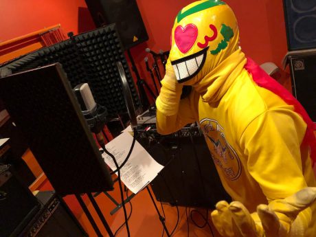 はっぴーすマンのテーマソングが完成！！ 1枚売れたら100円を寄付資金にします。