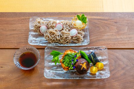 ◎7月のごちそうレシピ◎「ふわふわさつま揚げと夏野菜の冷たい蕎麦」