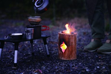 「スウェーデントーチ」で冬のアウトドアを楽しもう！魅力も紹介