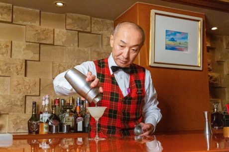 バーを楽しむのにこれさえ知っていれば安心！ベテランバーテンダーに聞く、気軽にバーを楽しむための基本。