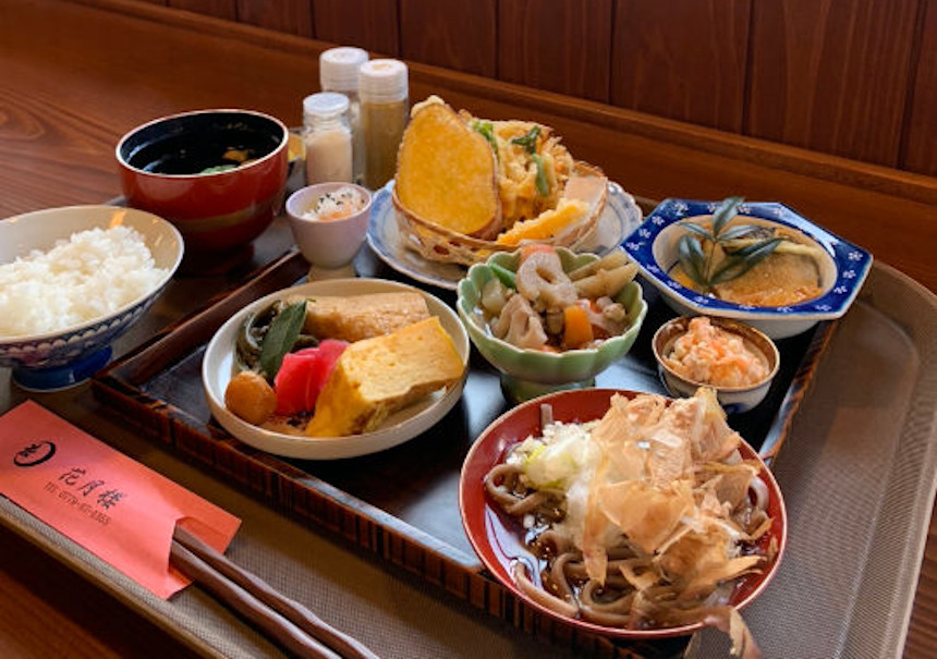 勝山市の郷土料理を味わえる「花月楼」がことのほか良かった！優雅にお食事ができる穴場スポットでした。