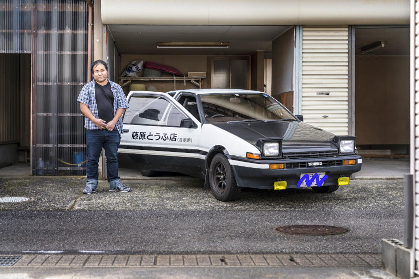 藤原とうふ店トレノ　※藤原拓海が運転しています