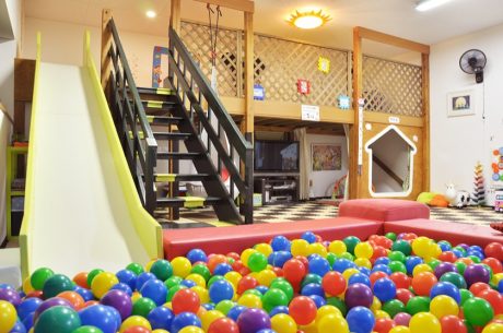 楽しくカット！ アスレチック美容室で親子時間〜サンテ美容室〜【坂井市】