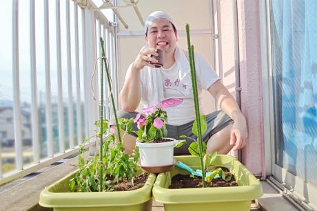 夏の収穫に向けて！ こにおのベランダ菜園スタート！ 【福井よしもと芸人日記】