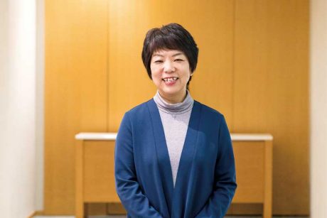 「魅力的な大野の地に生きた人々を描けて幸運でした。」作家・畠中 恵さん【ふくい人に聞く】