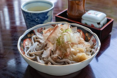 森六
