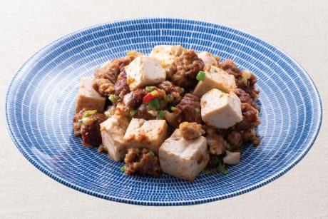 定番のおそうざいに少しの工夫と材料をプラス！ ボリューミーな一品に仕上がる「おそうざいリメイク」術をお伝えします。