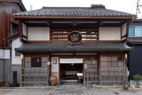 越前市にある”越前そば”発祥の老舗「うるしや」。20年の時を経て、復活に至った歴史とものがたり。