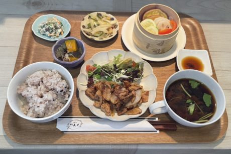 管理栄養士が作る、カラダにやさしいメニューが人気。福井市にオープンした「cafeりんく」で、週替わりランチを食べてきたよ！
