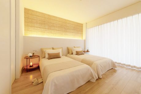 眠りの質を上げる寝具の選び方。快眠のための空間づくりのヒントやオーダーメイド枕レポートも。