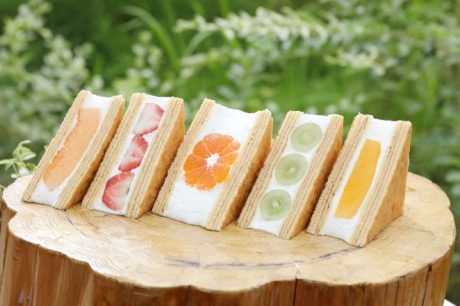 ★受付期間終了★【プレゼント】見た目も可愛い新感覚スイーツが登場♪ 福井市の「VIVANT（びばぁーん）」から、しあわせのフルーツバウム2個を10名様にプレゼント！