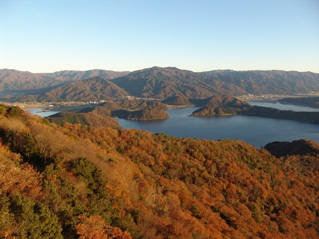 福井県「三方五湖」の紅葉の画像