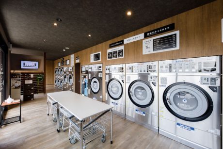 居心地重視のコインランドリー「FLARES LAVERIE(フレアスラベリア)」から、お得なプリペイドカードを5名様にプレゼント！