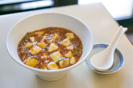 料理人のうちごはんレシピ「ひと味違う ピリ辛麻婆麺（マーボーメン）」をシェフに教えてもらったよ♪