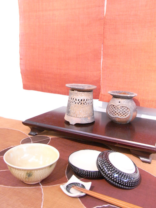 暮らしを愉しむ　―陶器と草木染－ メイン画像