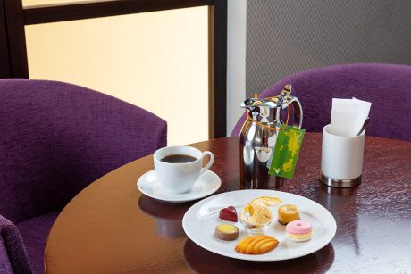福井市の珈琲豆専門店「The Grand coffee（ザ グランド コーヒー）」のラウンジで、ゆったり優雅なコーヒータイムはいかが？