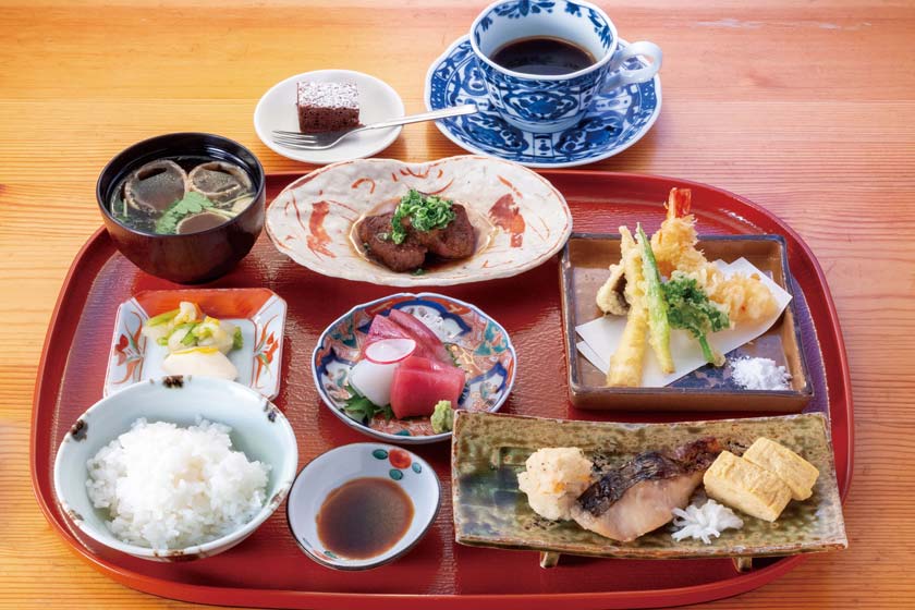 ほぼ2 000円で食べられる 福井のときめく和食ランチまとめ 福井の旬な街ネタ 情報ポータル 読みもの ふーぽ ほぼ2 000円で食べられる 福井のときめく和食ランチまとめ 福井の旬な街ネタ 情報ポータル 読みもの ふーぽ
