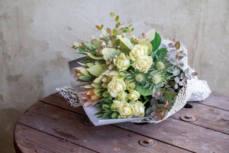 「新生活」のお祝いに花を贈ろう。福井のフローリストにオーダーした予算3,500円のフラワーギフト5選。