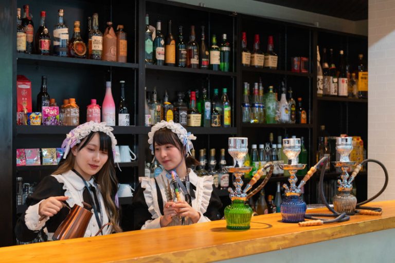 かわいいメイド姿の店員さんとシーシャが楽しめるお店「水煙館ルピナス」が福井市八重巻町にオープンしたので行ってきたよ！｜福井の旬な街ネタ&情報ポータル 読みもの ふーぽ