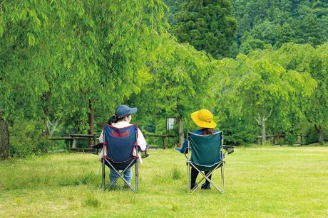 お手軽アウトドア 「チェアリング」の楽しみ方とおすすめチェアをまとめました！