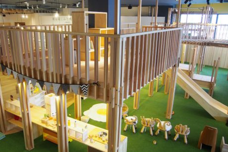 福井市のパリオCiTY2階に「MOKUiKU（もくいく）」6/15(水)オープン！ 木育施設やおにぎり屋、空中ヨガ、ワークショップなど5つのコーナーが登場するよ。