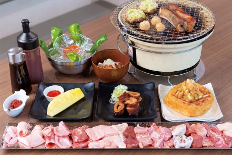 炭と肉。