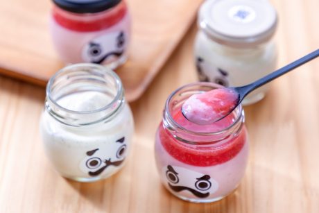 「縁起のいい紅白プリンで、新春の運だめし。」永平寺の“だるまぷりん（いちごみるく、ちーず）”【福井メイドの手土産】