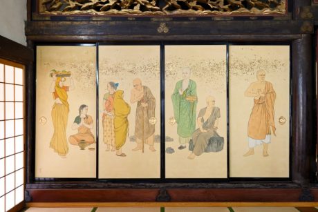 「ひとりの画家による色あせない永遠の仏画。」あわら市教順寺にある“志田弥広の襖絵「釈迦十大弟子」”【福井の或る場所のアート】