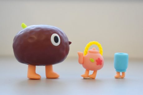 かわいい “ 福井の妖怪 ” が里帰り？！ 立体造形家の森井ユカさんが「翼の王国」の取材でふーぽ編集部に遊びに来たよ！