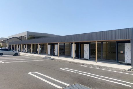 6/2(金)鯖江市北野町に新スポット「サバエ横丁」誕生！ オシャレなコーヒー店やバーガーショップなどが入る複合テラスモールがオープンするみたい。