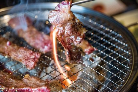炭火焼肉 モーモー亭