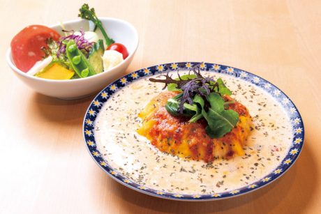 リゾット感覚で味わうオムライス。坂井市にあるTABIYUKI CAFEの「スープオムライス」【ローカル食遺産】