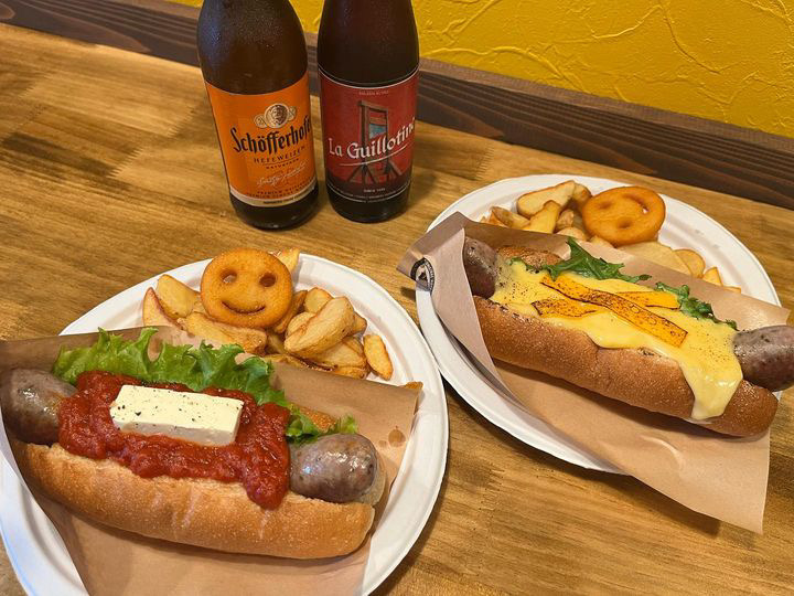 福井駅前にオープンのホットドッグ屋「Dogs」に行ってきたよ。ドイツで食べたホットドッグの味を地元福井で再現！