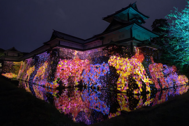 チームラボ 金沢城 光の祭 メイン画像