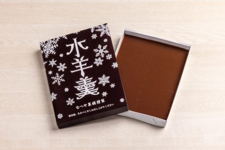 3カ月しか味わえない、ぬくもりの冬景色。なべや菓舗の「水羊羹」。【福井メイドの手土産】