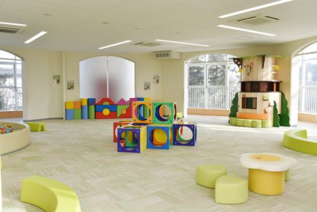 福井少年運動公園の屋内休憩所内がリニューアル！ 新遊具で雨の日でも思いっきり遊べるよ♪