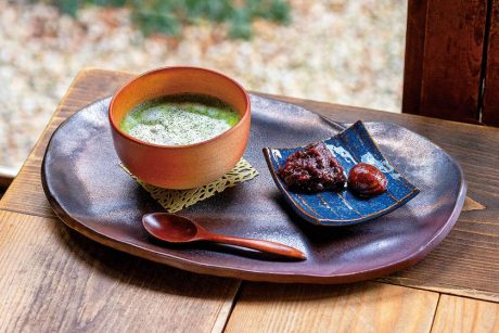 古民家カフェでほっこり 。心まで温まる創作抹茶。敦賀市・カフェ茶屋 珈夢の「松の白」【あの店の、あの一杯】