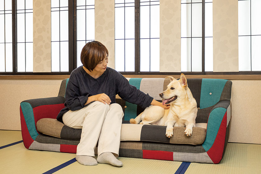 愛犬と泊まれる福井県・石川県の宿4選。ドッグラン付き、ワンコと楽しめる露天風呂付きなどご紹介。