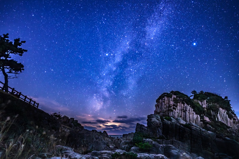 伝説の島の星空！？ 福井市にある鉾島で星を見てきました！！【ふくい星空写真館】