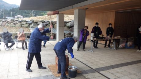 あさみゅー お餅のふるまい