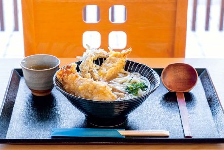 福井県内に最近オープンした4店を紹介します！～手打ちうどん 侑 ～むく～、今川焼き 蛍、美食ダイニング おこ、Beachhill Usedclothes and Generalstore～