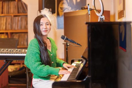 「聴く人の日常を彩りたい。だから、歌い続ける。」敦賀市のミュージックカフェTree cafe・西脇絵美さん【嶺南こんにちは通信】