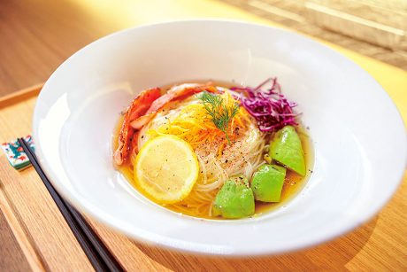 SOMEN BAR 白線屋(ソーメンバーはくせんや)