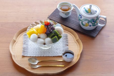 石川県加賀市の「茶寮なか尾」。四季の彩りを感じる大人の隠れ家。
