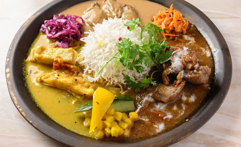 【広島】お好み焼きはさておき、まずはカレーで!《街角リレーエッセイ 第2レーン》