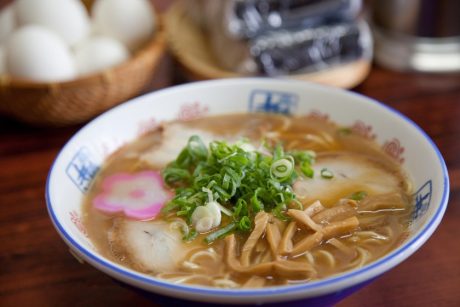 【和歌山】中華そばの自己申告制が成立する和歌山の県民性《街角リレーエッセイ 第4レーン》